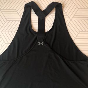 UnderArmour athletic loose black tank top